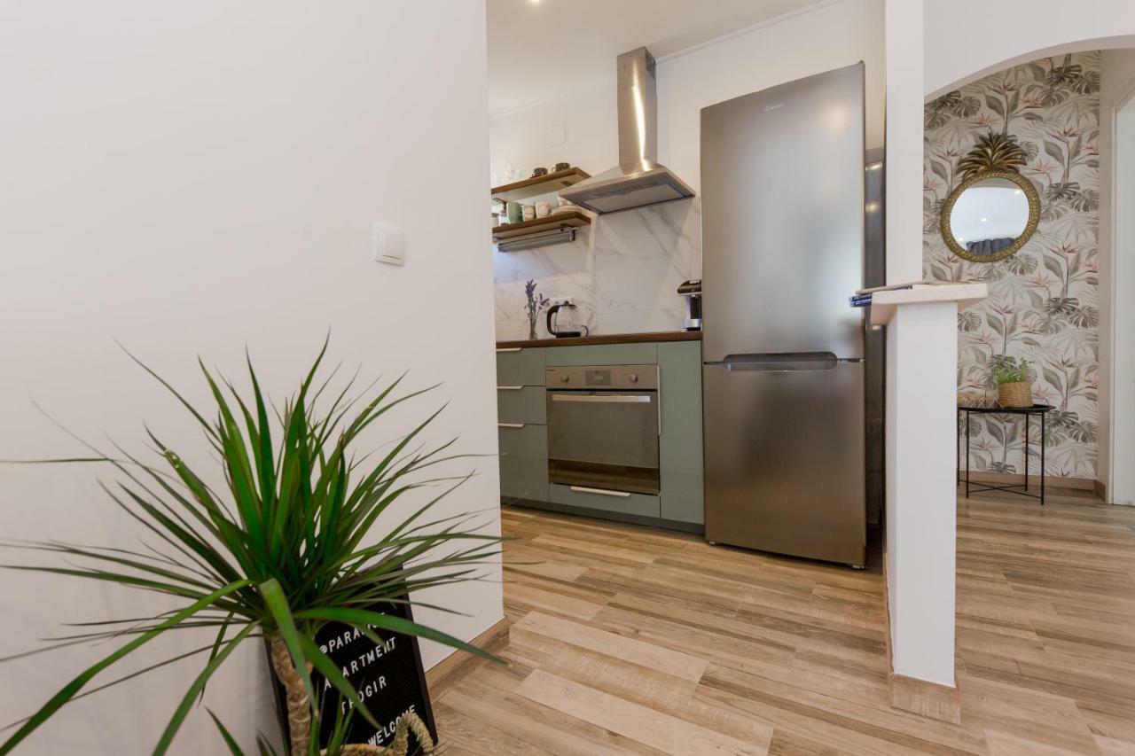 Apartment Lara Τρογκίρ Εξωτερικό φωτογραφία